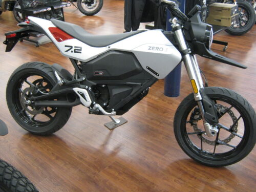 2022-zero-motorcycle-fxe
