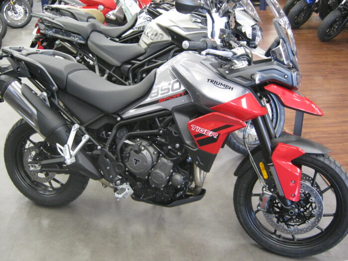 2021 tiger 850 sport right side view