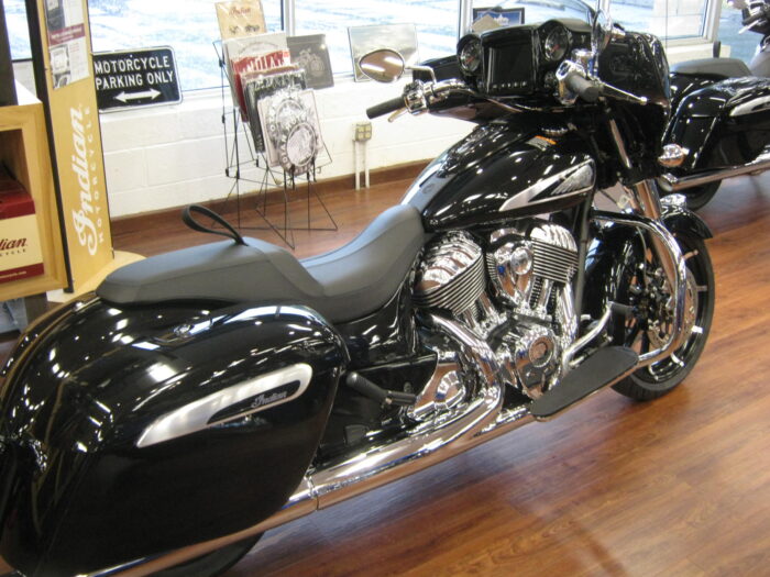 indian-chieftain-limited-black-in-stock