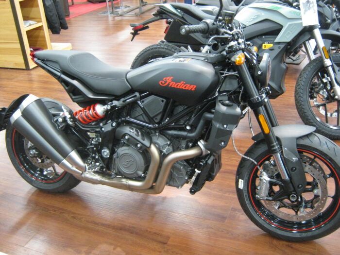 indian-motorcycles-ftr-smoke-black-in-stock