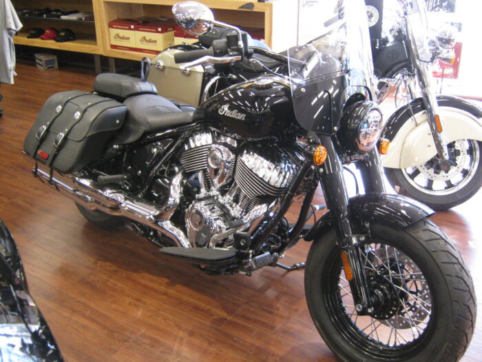 indian-motorcycle-chief-limited-black