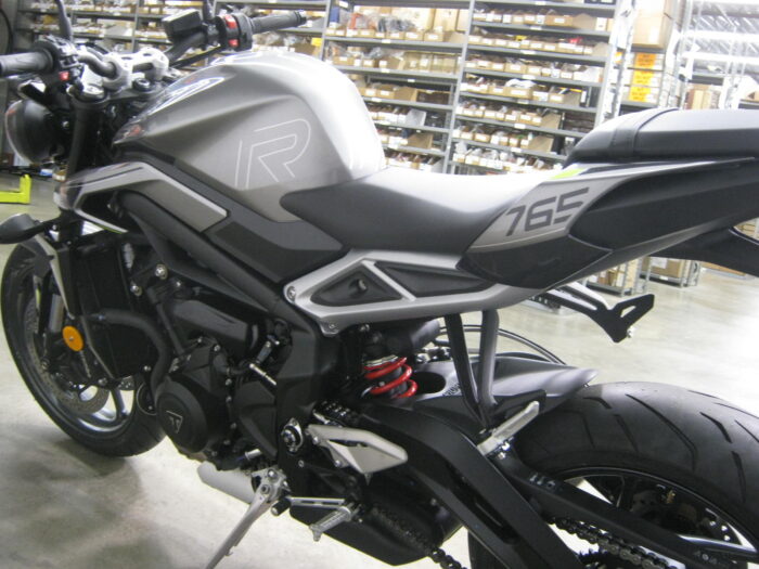 2024 Triumph Street Triple 765 R - Image 7