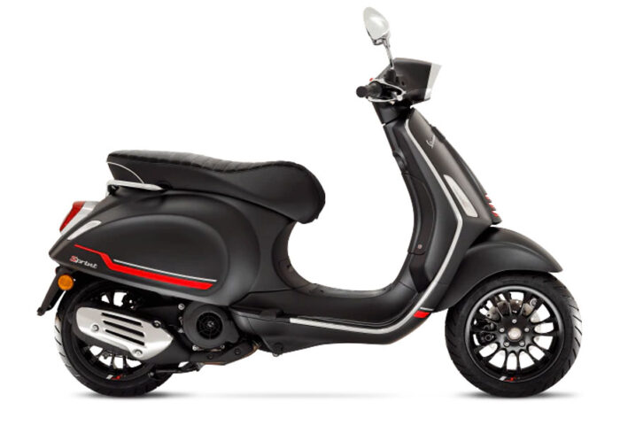 2022 Vespa Sprint S 150 in matte black