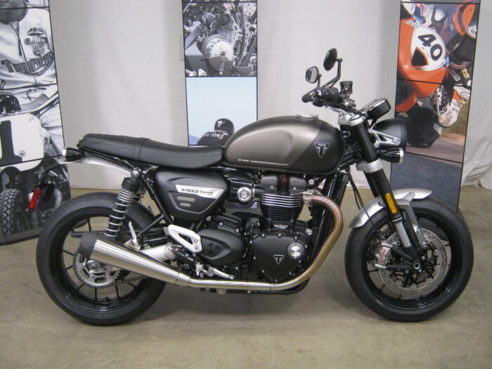 2024 Triumph Speed Twin 1200