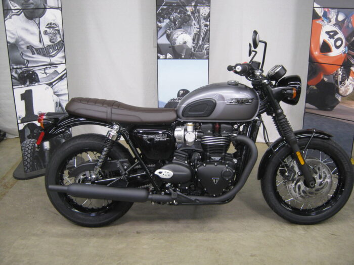 2024 Triumph Bonneville T120 Black