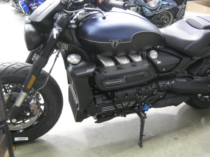 2025 Triumph Rocket 3 R STORM - Image 7