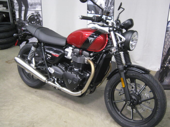 2024 Triumph Speed Twin 900 - Image 2