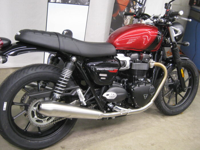 2024 Triumph Speed Twin 900 - Image 3