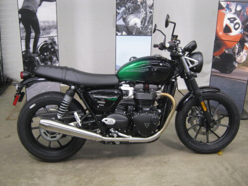 2024 Triumph Speed Twin 900 Stealth Edition in Phantom & Silver Green at Chesapeake Cycles located in Annapolis Maryland