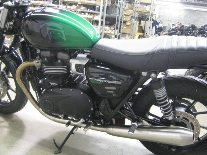 2024 Triumph Speed Twin 900 Stealth Edition in Phantom & Silver Green at Chesapeake Cycles located in Annapolis Maryland