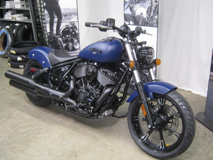 2024 Indian Chief Dark Horse in Springfield Blue Smoke at Chesapeake Cycles in Annapolis MD