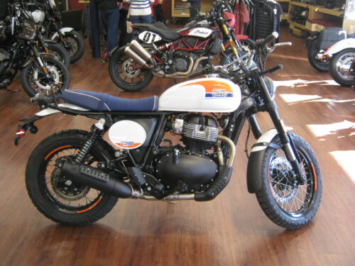 2025 Royal Enfield Bear 650 in Boardwalk White at Chesapeake Cycles in Annapolis Maryland