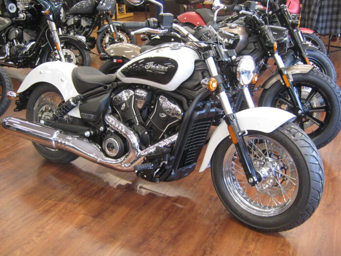 2025 Indian Scout Classic Limited w/Technology Package - Image 2