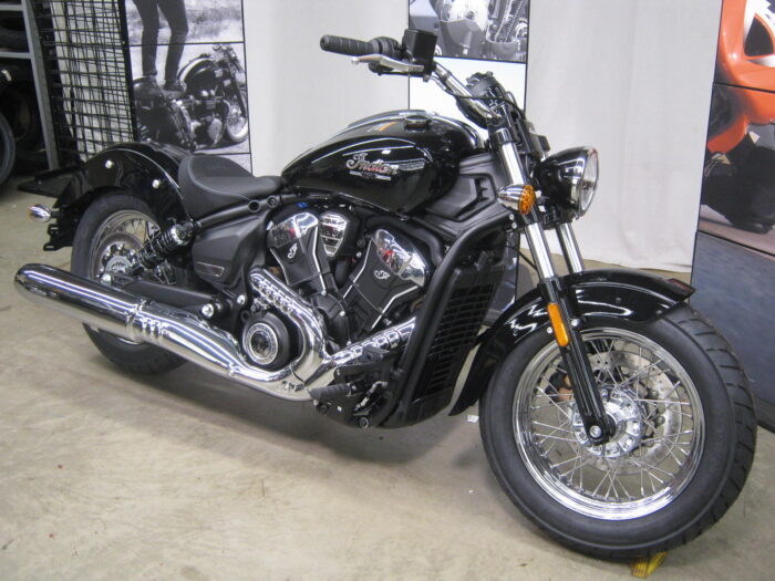 2025 Indian Scout Classic Limited w/ Technology Package - Image 2