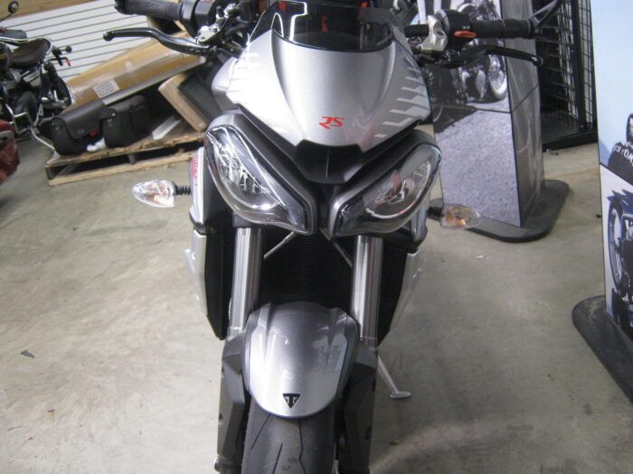 Pre-Owned 2022 Triumph Street Triple RS - Image 7