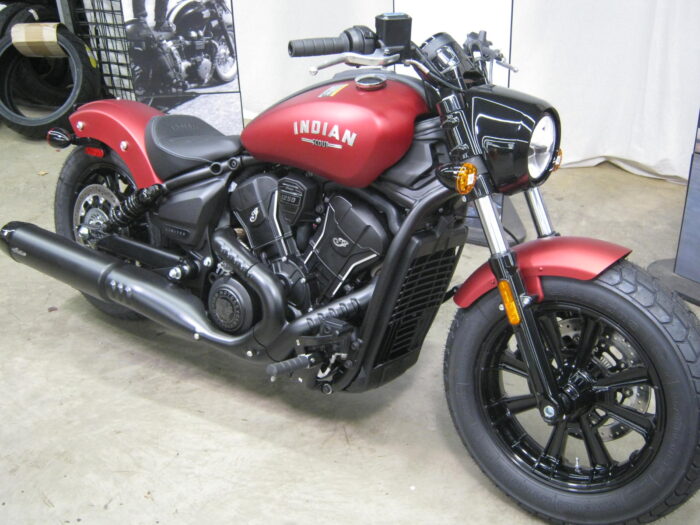 2025 Indian Scout Bobber Limited - Image 2