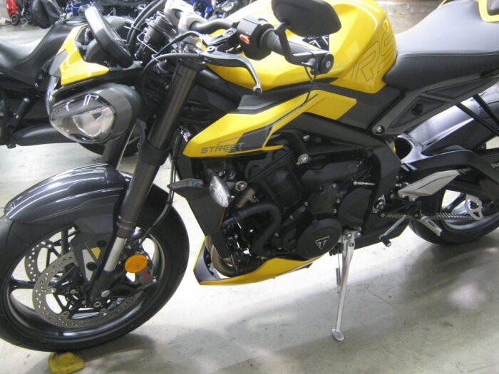 2025 Triumph Street Triple 765 RS - Image 6