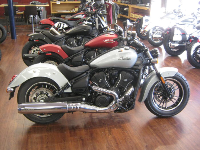 2025 Indian Scout 60 Classic Limited